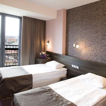 Hotel Budapest - Free Parking