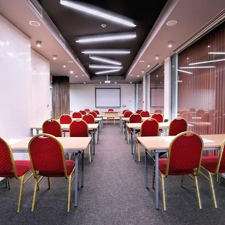 Budapest - Free Parking 3* Sofya