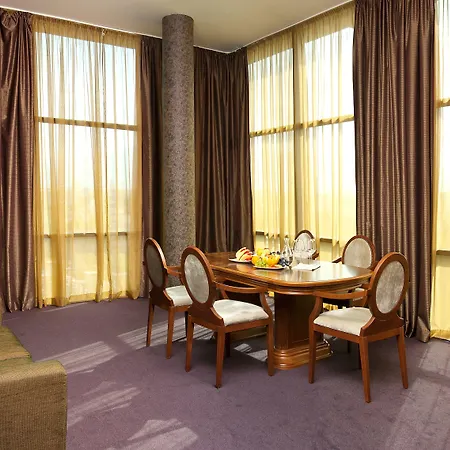 Budapest - Free Parking Hotel Sofia