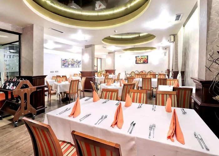 Hotel Budapest - Free Parking