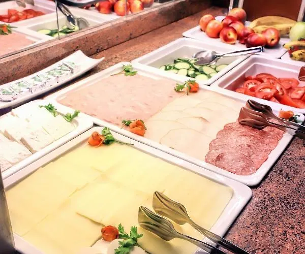 מלון Budapest - Free Parking סופיה