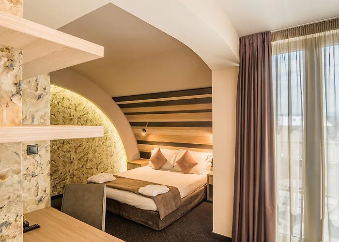 Hotel Budapest - Free Parking