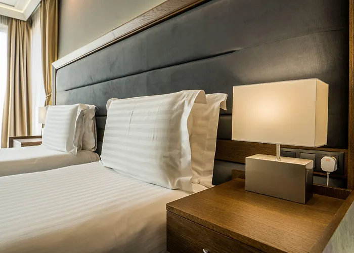 Budapest - Free Parking 3* София