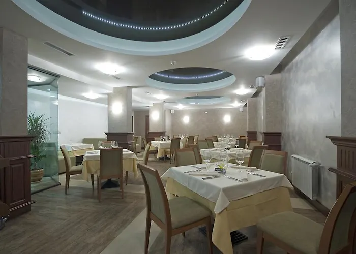 Budapest - Free Parking 3* София