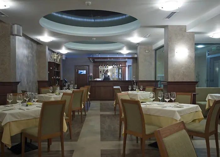 ホテル Budapest - Free Parking ソフィア