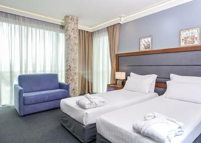Hotel Budapest - Free Parking 3*