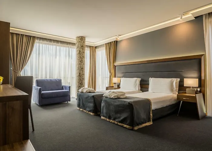 Budapest - Free Parking Hotel Sofia